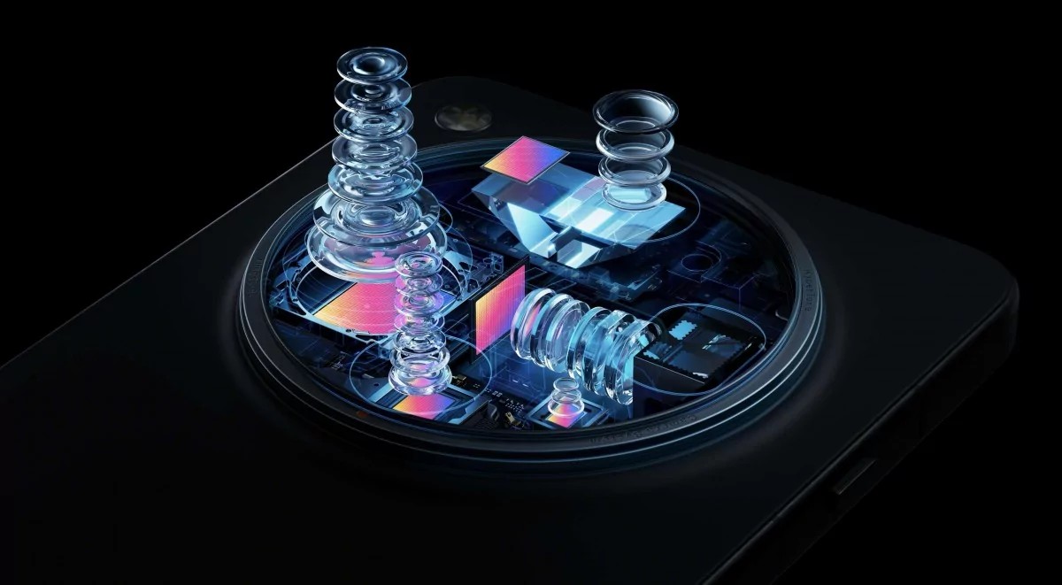 OPPO Find X8 Ultra: Flagship-kameratelefon med to periskoplinser og ny batteriteknologi 3 De to hovedkameramodulene er også oppdatert og det er et helt nytt kamera kalt True Chroma