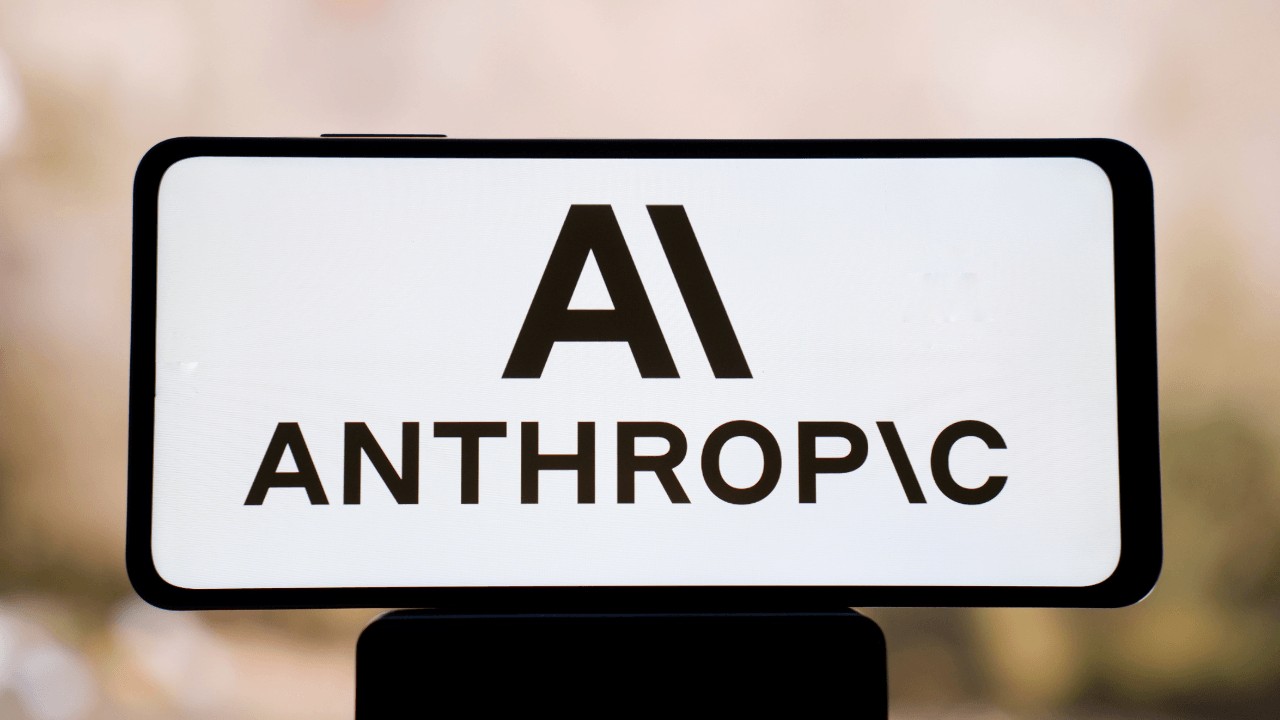 Anthropic slipper løs Claude Sonnet 4.5: En AI som setter ny standard for programmering 28 Anthropic lanserer Claude Sonnet 4.5 – AI-modellen som kan kode i 30 timer uten stopp