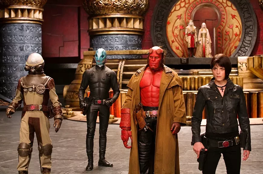 10 filmer som overgår tegneseriene de er basert på – fra The Dark Knight til Spider-Verse 3 9. Hellboy II: Den gylne hær (2008)