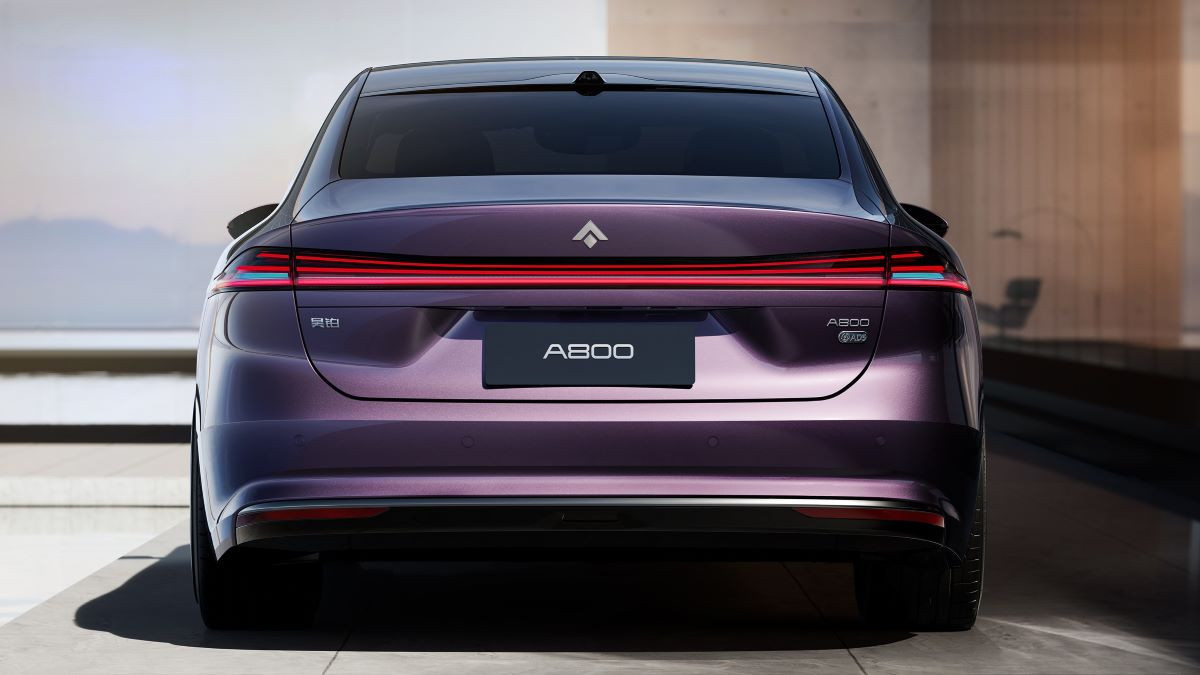 Hyptec A800: Luksus-sedan med futuristisk design, 178 km EV-rekkevidde og AI-cockpit 2 5wX0aMGYkU