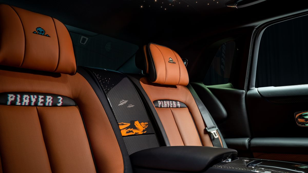 Rolls-Royce Black Badge Ghost Gamer: Retro-luksus i én unik utgave 6 GKfKpY4UfZ