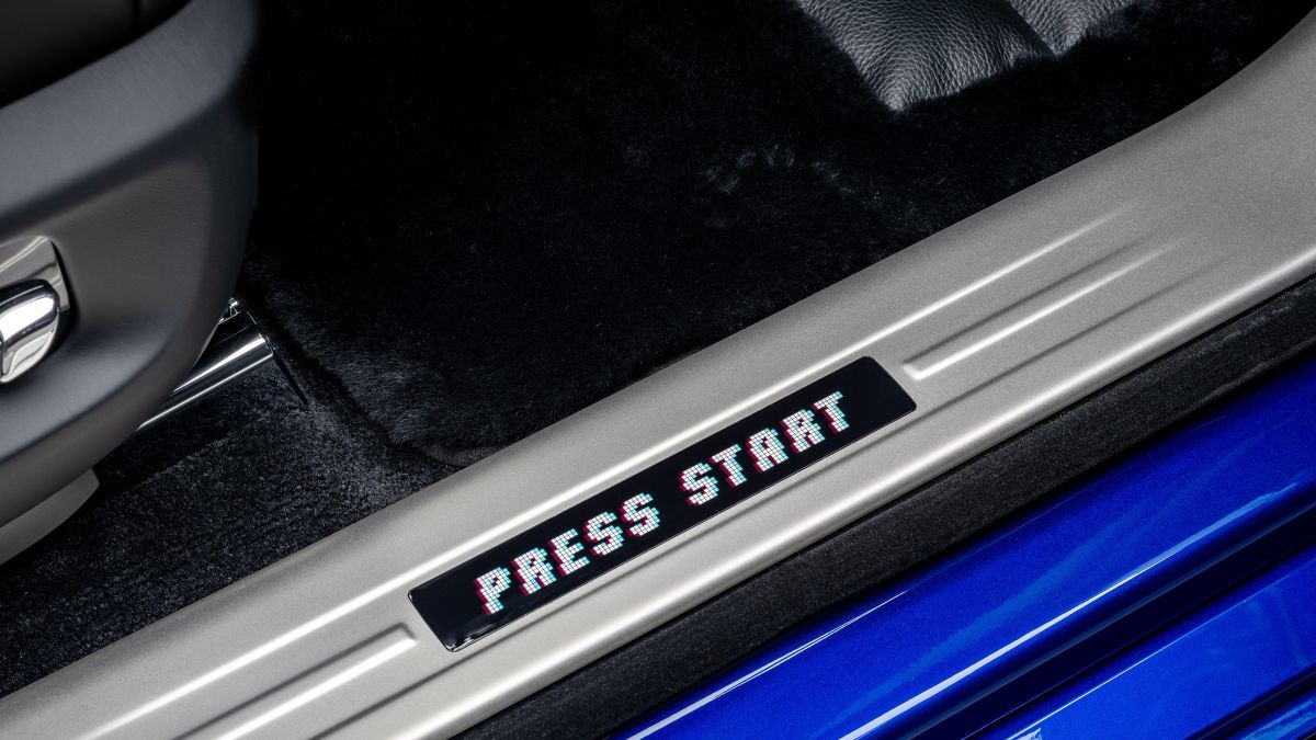 Rolls-Royce Black Badge Ghost Gamer: Retro-luksus i én unik utgave 13