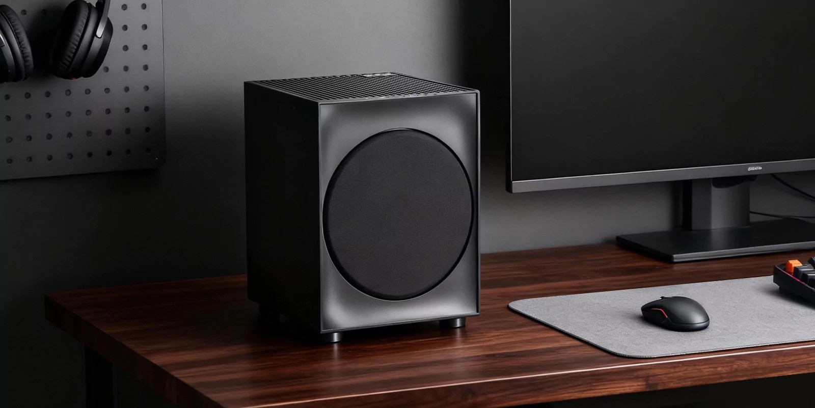 Chieftec lanserer «The Cube» – et PC-kabinett som ser ut som en subwoofer 22 Kompakt, kjølig og annerledes: Møt Chieftec The Cube PC-kabinettet
