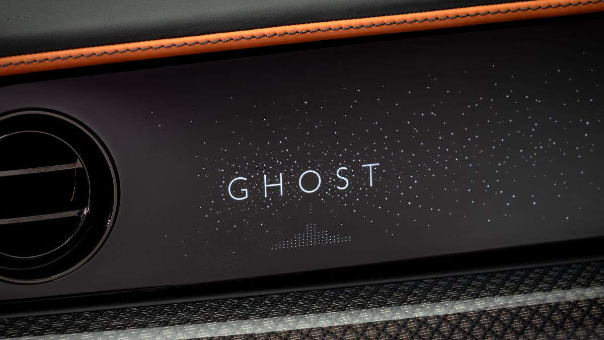 Rolls-Royce Black Badge Ghost Gamer: Retro-luksus i én unik utgave 9