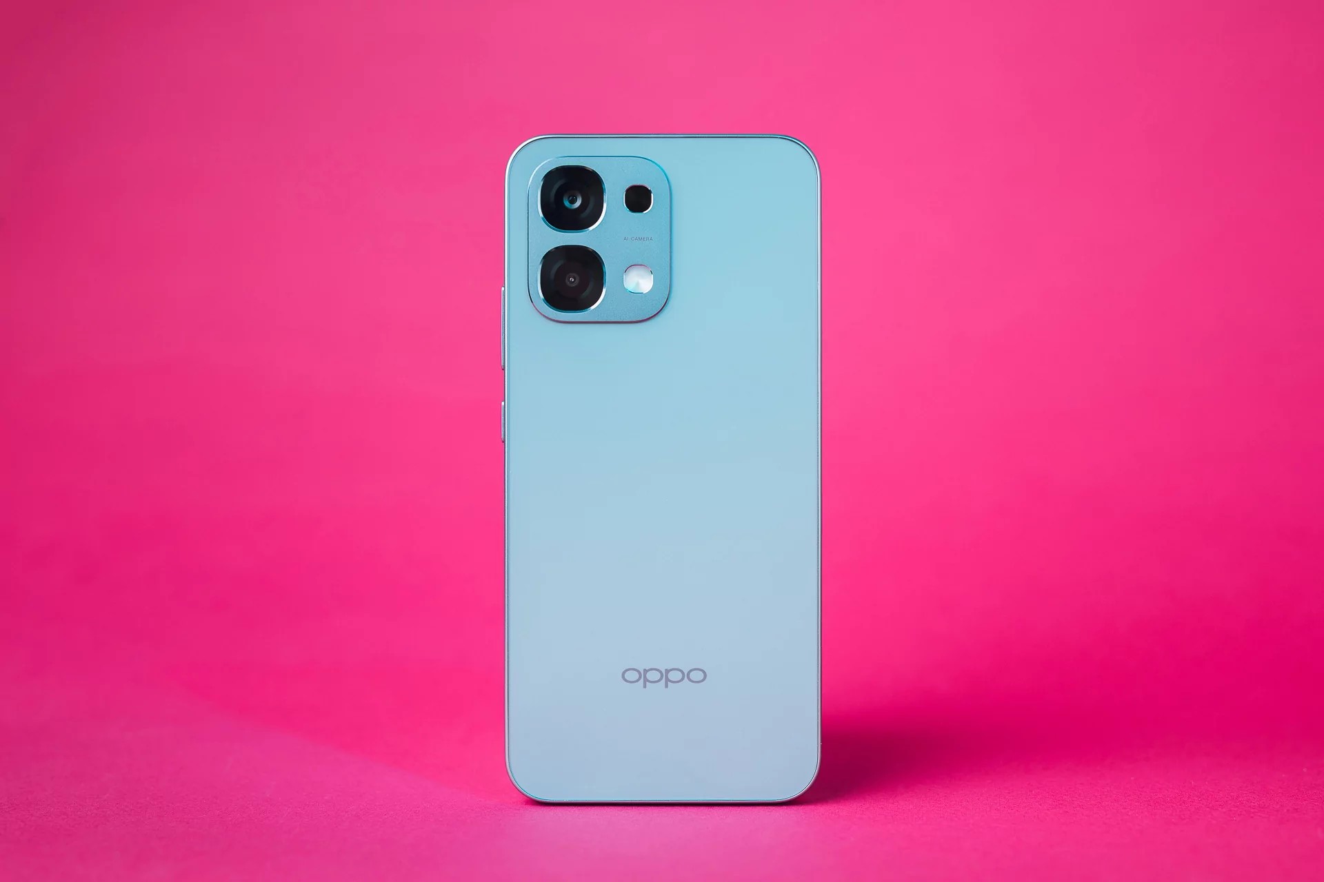 OPPO A6 Pro test: En overraskende komplett smarttelefon for folk flest 9 OPPO A6 Pro: Budsjettmobilen med premium batteri, skjerm og vanntetthet