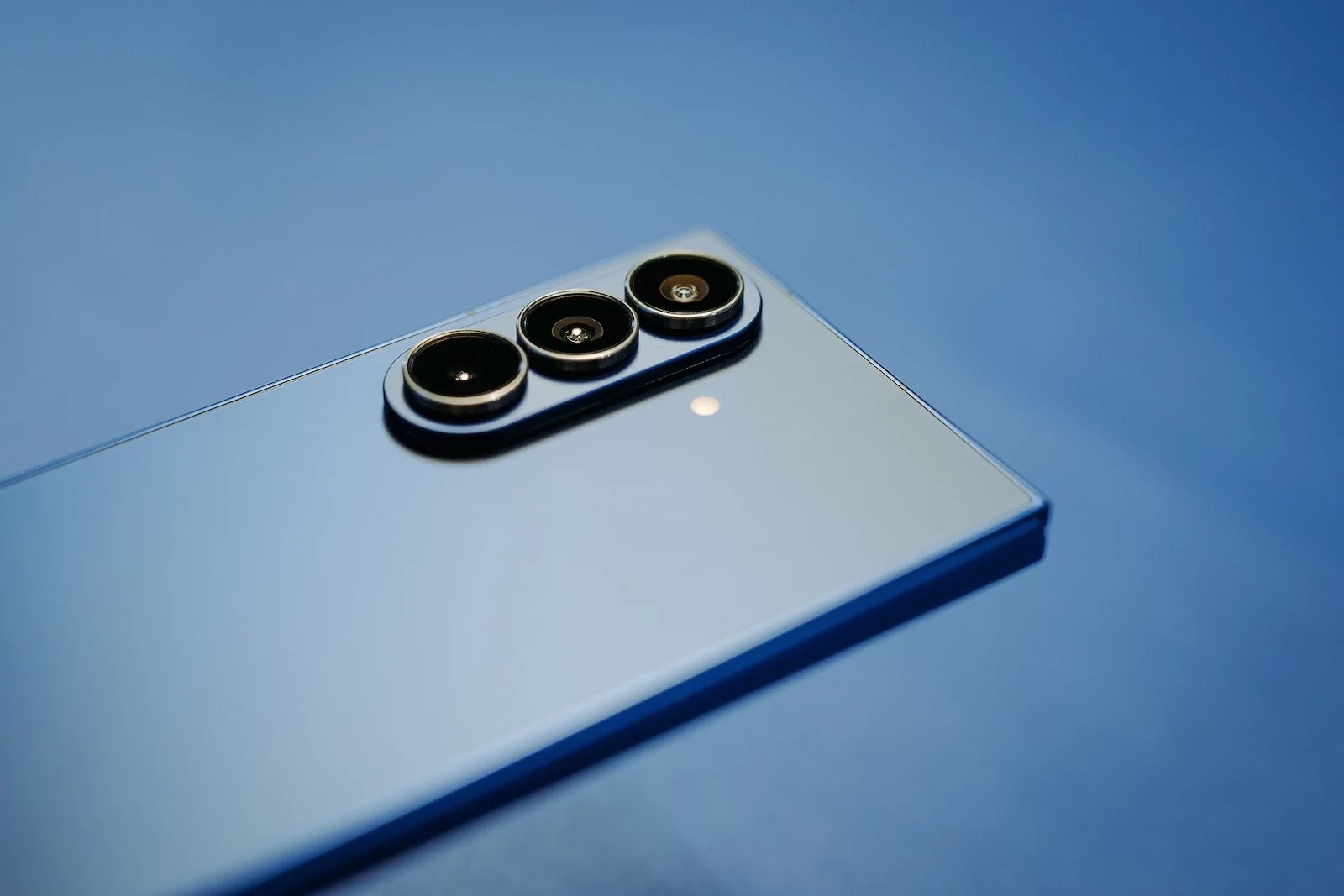 Samsung skal gi Bixby et AI-løft – kan få Perplexity-integrasjon med Galaxy S26 24 Rykte: Galaxy S26 får ny Bixby med Perplexity-AI