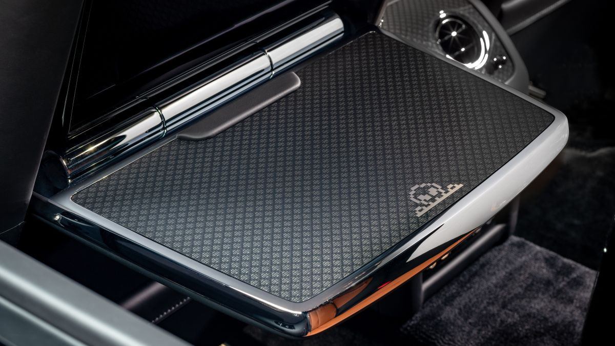 Rolls-Royce Black Badge Ghost Gamer: Retro-luksus i én unik utgave 10 fgnWNqknzd