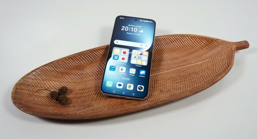HONOR Magic8 Lite er avduket med vanntett design, 2,5 meters fallbeskyttelse, 108 MP kamera, OLED-skjerm og 7500 mAh batteri.