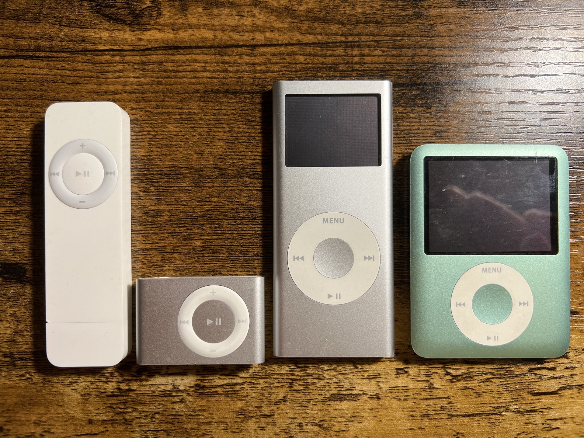 iPod gjør comeback – derfor velger flere bort smarttelefonen for musikk 2 Ifølge eBay økte søkene etter iPod Classic med 25 % fra januar til oktober 2025 sammenlignet med samme periode i 2024, mens søkene etter iPod Nano økte med 20 %.